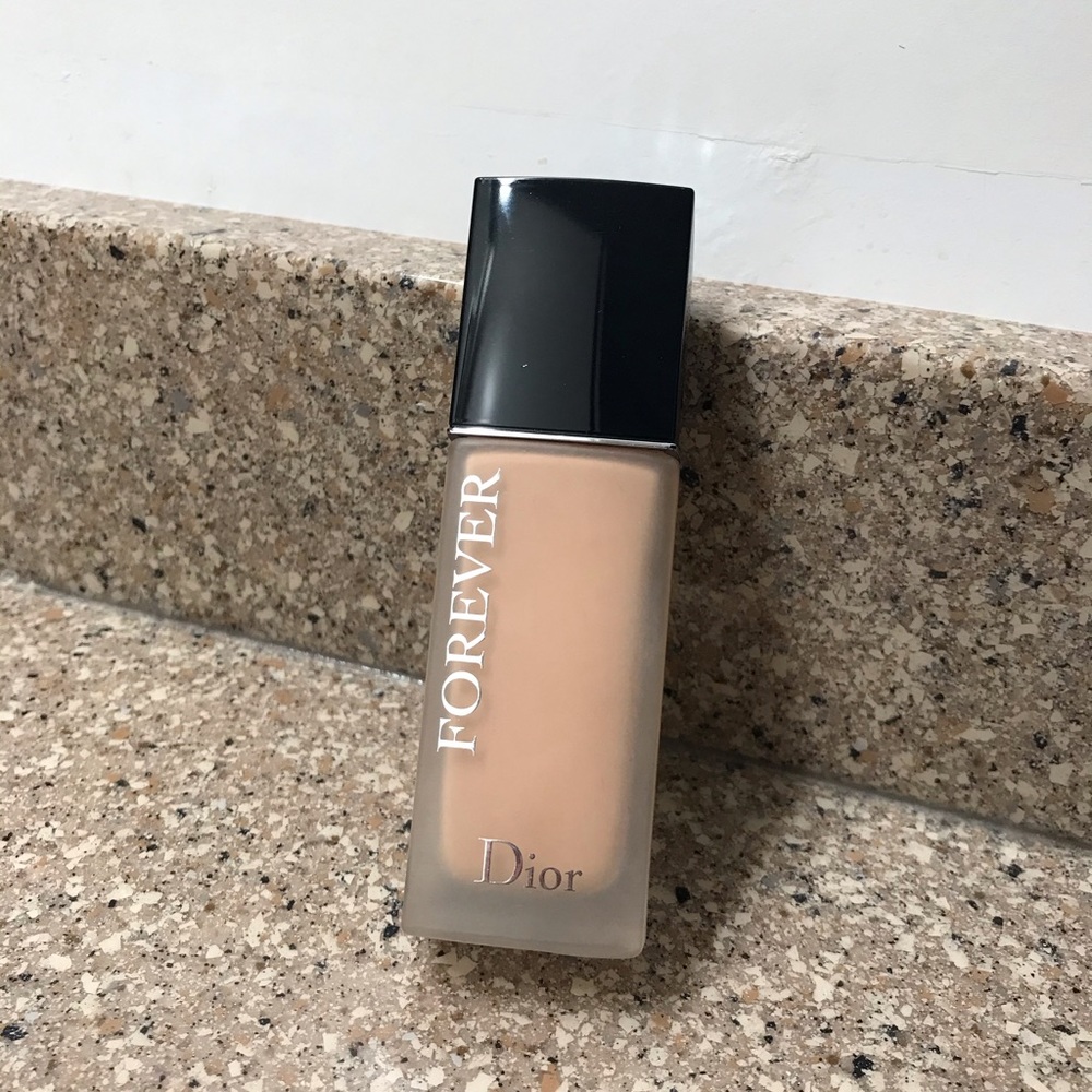 Forever Dior foundation